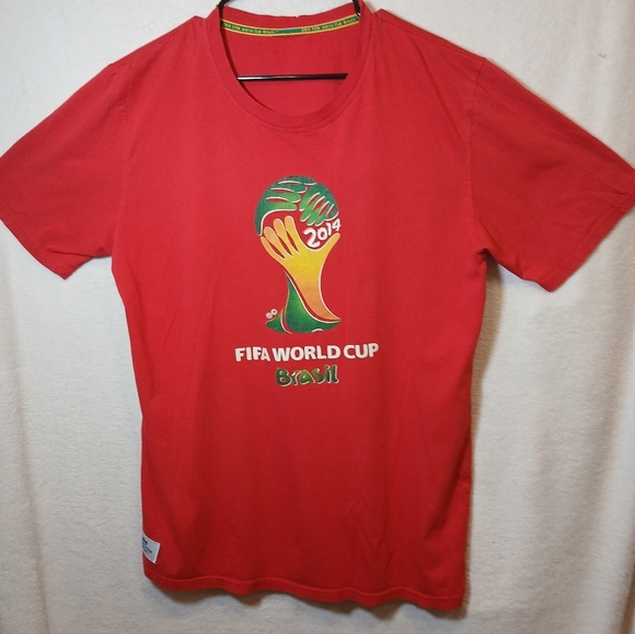 2014 Fifa World Cup Brasil Short  Sleeve Mens Tee Shirt Size X- Large - Picture 1 of 6